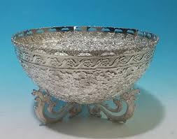 White Metal Bowl Set